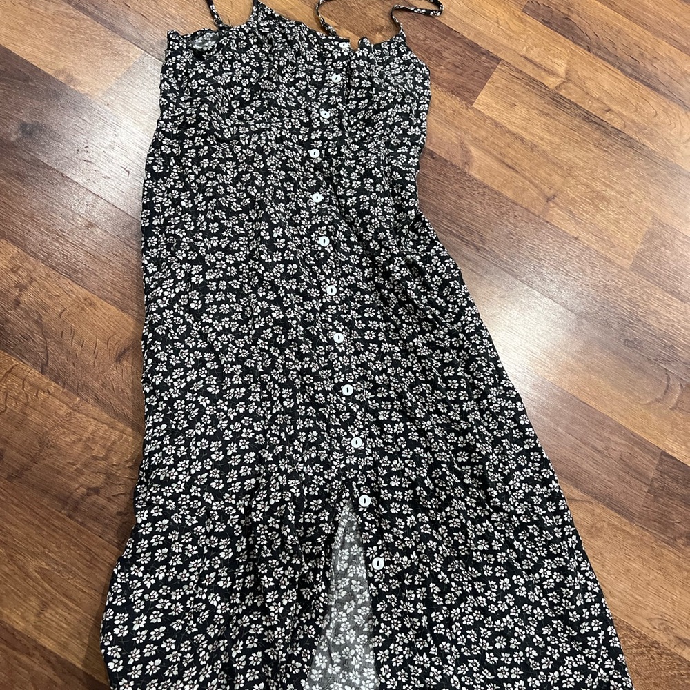 Derek Heart Black and White Smocked Knit Top